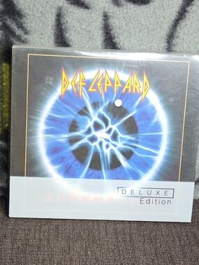 Def Leppard - Adrenalize (Deluxe Edition) CD